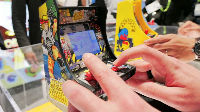 Моя аркада's Retro Mini Arcade Players Are Full of Nostalgia myarcade miniplayer ces2019 1