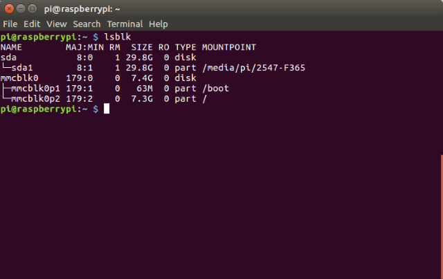 Загрузочный терминал Linux Raspberry Pi 3 с командой USB LSBLK