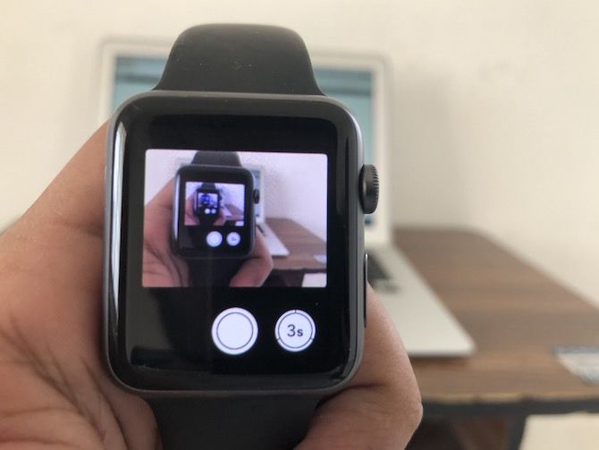 Apple Watch делают фотографии