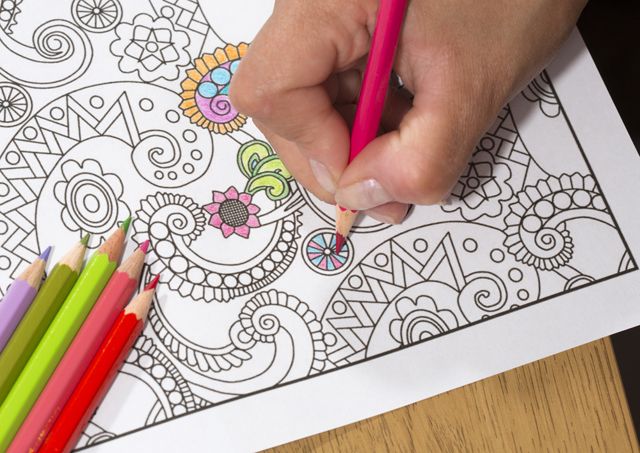 AdultColoring_shutterstock_300041195