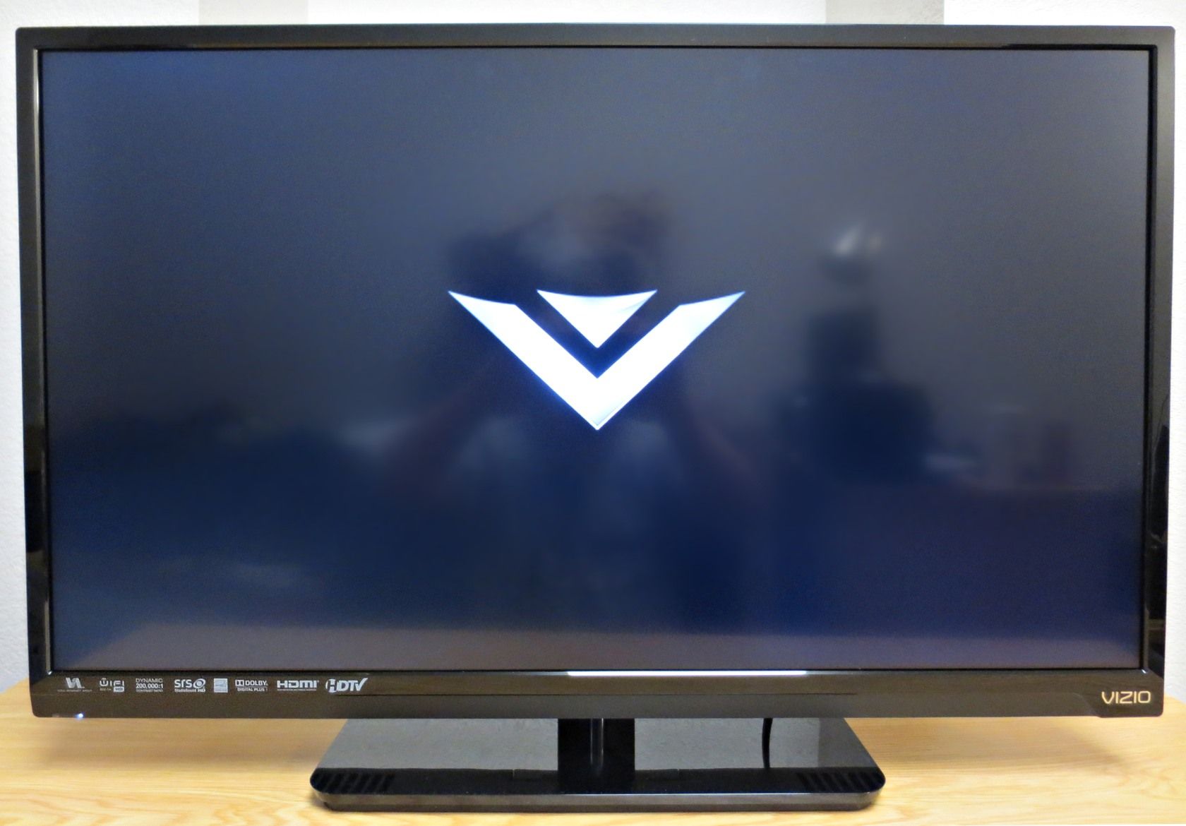 vizio e320i-a0 умный телевизор