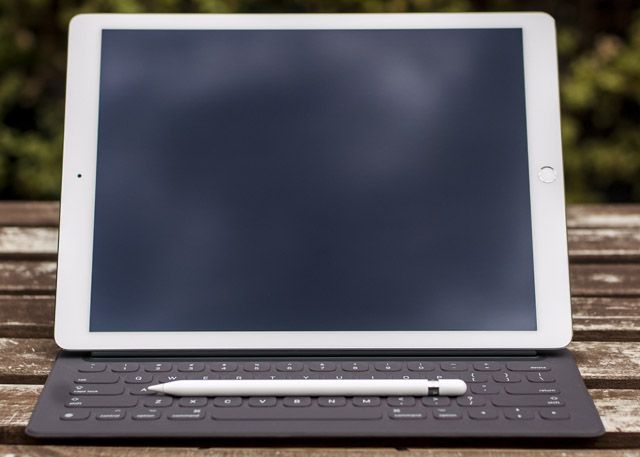 iPad Pro, интеллектуальная клавиатура и Apple Pencil Review ipad pro setup6