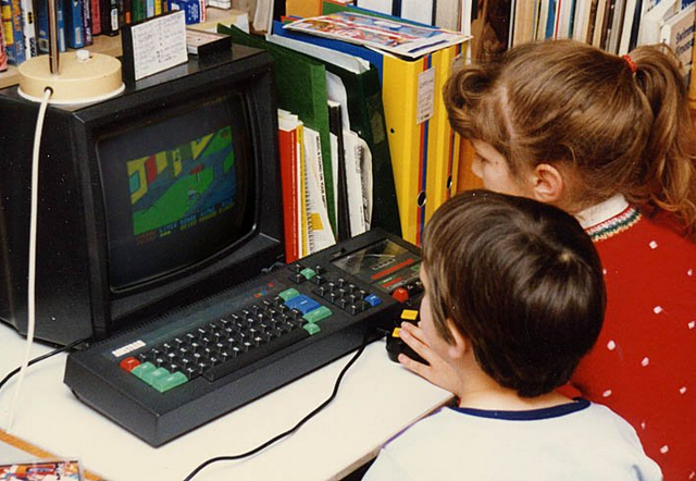 Дети на компьютере