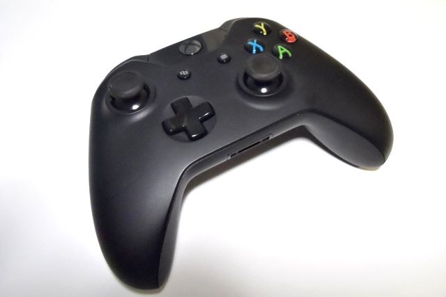 Microsoft-Xbox-один-обзор-9
