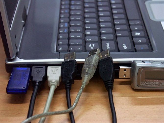 Слишком много USB-кабелей