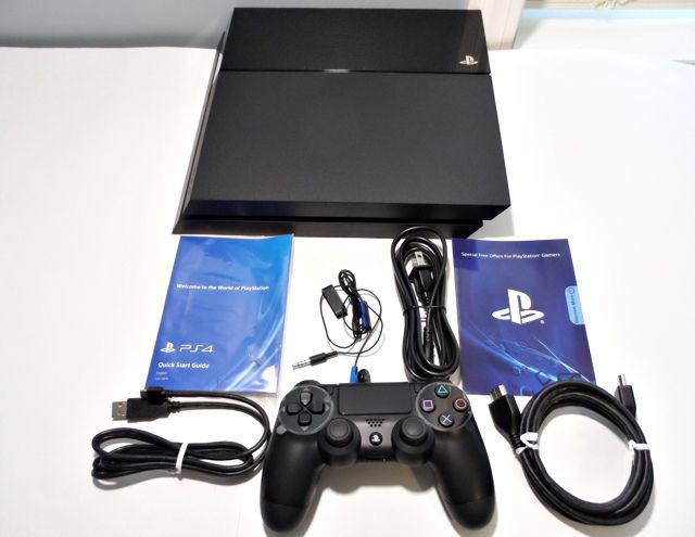 Sony PlayStation 4 обзор