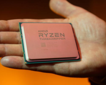 Максимальное руководство для вашего ПК: все, что вы хотели знать - и многое другое от AMD Threadripper в руках