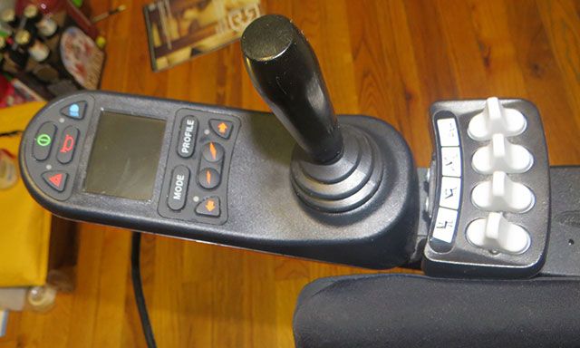 iPortal позволяет пользователям инвалидных колясок иметь айфоны