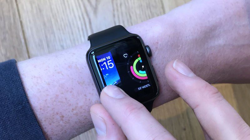 Как сменить циферблат часов Apple Watch