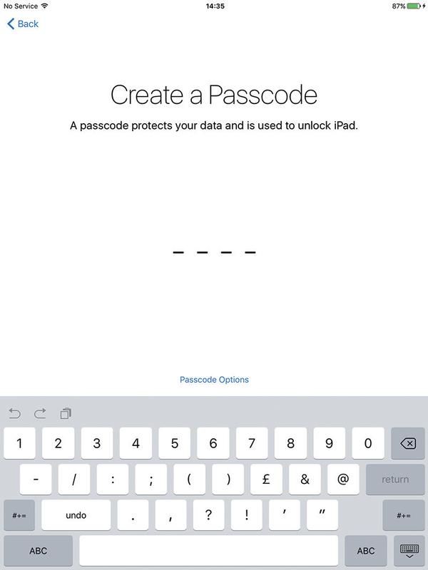 Как настроить новый iPad: введите пароль