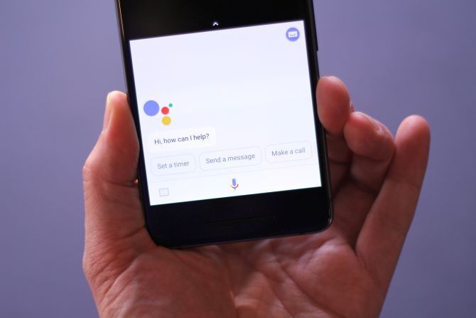 Google Pixel 2 Обзор: это лучший смартфон когда-либо? помощник гугла активный край гугл пиксель 2 670x447