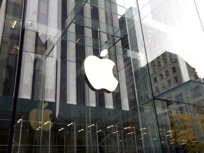 Apple перенесла крупные iPhone 8 и X Leak Days до запуска магазина Apple