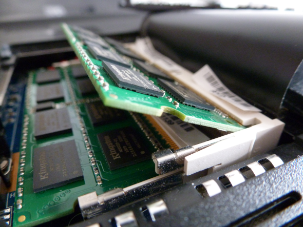 Как обновить ноутбук's RAM, Step By Step Insert RAM