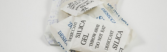 пролитая жидкость на ноутбуке