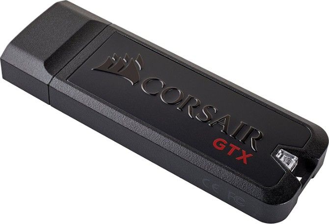 Лучший и самый быстрый флеш-накопитель для Linux - 128 ГБ Corsair Flash Voyager GTX