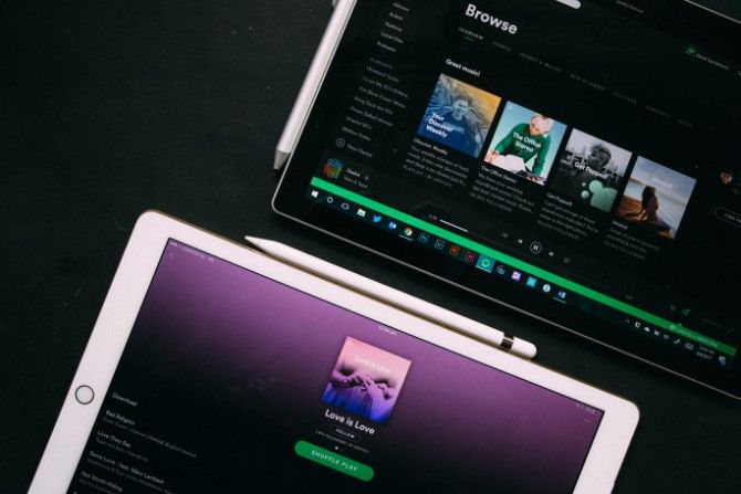 Spotify премиум против музыки амазонки безлимитный