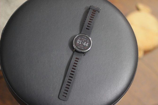 Обзор Xiaomi Amazfit Pace: надежные умные часы по доступной цене AlazfitPace4 670x447