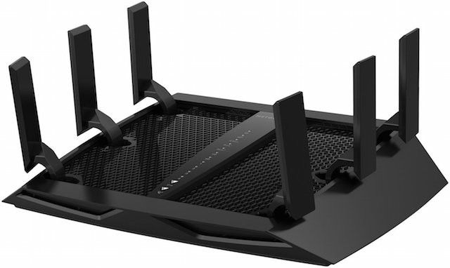Это ужасающее устройство - Nighthawk X6 - новейший Wi-Fi-роутер от Netgear, способный поддерживать скорость Wi-Fi 3,2 Гбит / с.