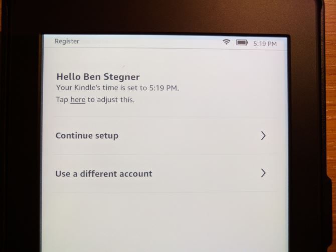 Как настроить и использовать Kindle Paperwhite 05 Paperwhite Adjust Time Setup
