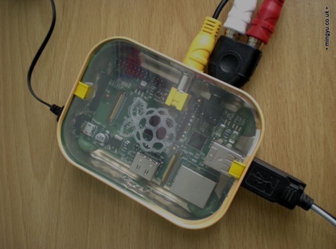 18 Интересные идеи для DIY Raspberry Pi case fishypi 670 670x498