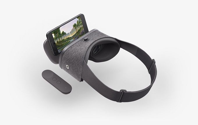 Google' /></p>
<p>Программное обеспечение — не единственное обновление для Daydream — гарнитура тоже претерпела изменения. Была разработана новая гарнитура премиум-класса, созданная из легкой ткани, чтобы ее было удобнее носить. Новые емкостные кнопки заменили ручную кнопку на картонной гарнитуре, а чип NFC упростил процесс подключения.</p>
<p>Google также решил добавить контроллеры в Daydream, что означает, что вы можете взаимодействовать с виртуальным миром, щелкнув или отказавшись от контроллера, приведя платформу Google VR в соответствие с конкурентами, такими как Samsung Gear VR.</p>
<h3>Google Wifi и OnHub</h3>
<p>Общеизвестно, что многие домашние маршрутизаторы ненадежны или просто не работают. Плохое соединение и мертвые зоны Wi-Fi мучили нас всех на протяжении многих лет, поэтому во многих отношениях маршрутизаторы оставались твердо установленными примерно в 2007 году. Аппаратное обеспечение улучшилось, но для большинства маршрутизаторов программное обеспечение и управление остались на прежнем уровне.</p>
<p><noscript><img decoding=