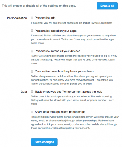 щебет' /></p>
<p>Если в Твиттере уже есть список приложений на ваших мобильных устройствах, этот список следует удалить при отключении этой функции.</p>
<p>Помимо возможности отключить все эти настройки, Twitter также немного облегчил вам просмотр ваших данных в Твиттере, которые представляют интерес для рекламодателей и которые рекламодатели включили вас в свои специализированные списки аудитории в Твиттере.</p>
<p>Есть несколько вещей, которые вы можете сделать с этими данными:</p>
<ul>
<li>Вы можете запросить список рекламодателей, и этот список будет отправлен вам по электронной почте, когда он будет готов.</li>
<li>Вы можете настроить интересы, которые Twitter связывает с вашей учетной записью, в зависимости от вашего профиля и активности.</li>
</ul>
<p><noscript><img decoding=