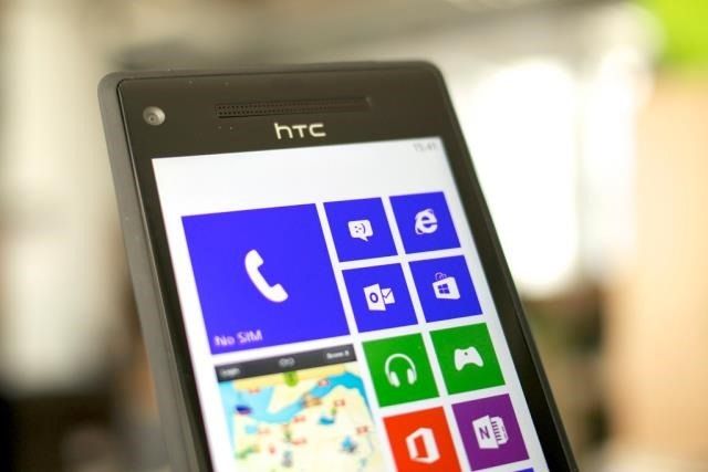 HTC-8х-окна-телефон-8