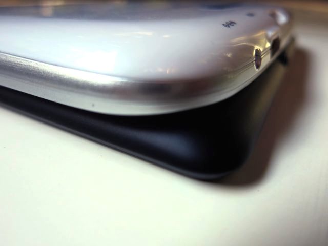 Сравнение таблеток: почему не стоит' /></p>
<h2>Заключение</h2>
<p>Значит, китайские дизайны выгодно отличаются от тех, которые продаются компаниями с хорошими каблуками, такими как ASUS или Samsung? К несчастью, <strong>нет — они не равны</strong>. Что касается аппаратного обеспечения, вы можете получить более выгодную сделку с планшетами только в Китае, но из-за плохо разработанной прошивки в Hyundai фантастическое оборудование не работает должным образом.</p>
<p>Таким образом, несмотря на то, что вы можете получить хорошее разрешение и надежный планшет за гораздо меньшую цену, чем его западные (и восточные) конкуренты, аппаратное обеспечение не будет работать должным образом из-за некачественной прошивки. Хотя некоторые устройства от Pipo и Ramos имеют относительно лучшую прошивку, чем T7, они имеют более высокую цену. Сравнительно, вы получаете лучшую сделку, придерживаясь известных брендов.</p>
<p>Важно отметить, что большинство планшетов происходят из Китая. Фактически, один из лучших производителей оборудования в мире происходит с территории, на которую в настоящее время претендует Китай (Тайвань). До сих пор остается загадкой, почему Toptech считал необходимым украсть бренд Hyundai, учитывая родословную Китая.</p>
<p>Кто-нибудь еще покупал планшеты только для Китая? Пожалуйста, поделитесь своим опытом в комментариях.</p>
<p><div class=