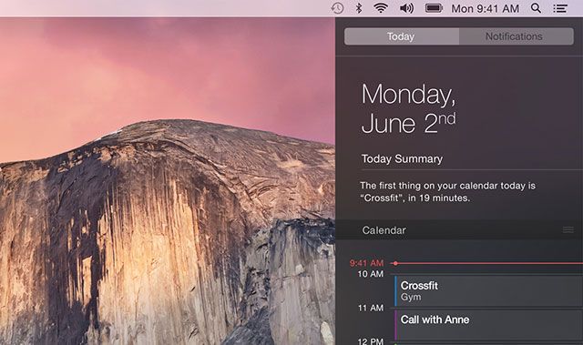Какие' /></p>
<p>Еще один новый внешний вид представлен в виде &laquo;темного режима&raquo;, который позволяет пользователям превратить обычные светлые панели инструментов в темно-серый. Самое лучшее в редизайне — это то, что вам не нужно учиться его использовать, он работает так же, как и всегда, за исключением того, что теперь он выглядит и чувствует себя более современным, чем когда-либо прежде.</p>
<h3>Прожектор  Центр уведомлений</h3>
<p>Когда-нибудь слышали о приложении &laquo;делай все с клавиатуры&raquo; Альфред</p>
<p>? Как и Apple, похоже. Прожектор теперь очень похож на Альфреда и использует больше сервисов, чем когда-либо прежде. Функция поиска теперь отображается в центре экрана в виде плавающего поля, а не привязана к меню в соответствии с традицией. Вы можете искать новостные ленты, iTunes и Mac App Store, Википедию, Карты, Yelp, получать время просмотра фильмов и быстро конвертировать валюту или единицы, используя быстрый поисковый запрос Cmd + пробел.</p>
<p><noscript><img decoding=