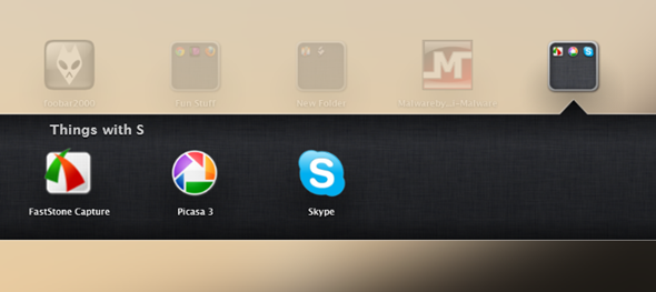 Наслаждайтесь Apple' /></p>
<h2>Игра с настройками</h2>
<p>WinLaunch довольно настраиваемый, и вы настраиваете много вещей в соответствии со своими потребностями и желаниями. Чтобы получить доступ к настройкам, нажмите кнопку &laquo;Настройки&raquo; в нижней части экрана.</p>
<p><noscript><img decoding=
