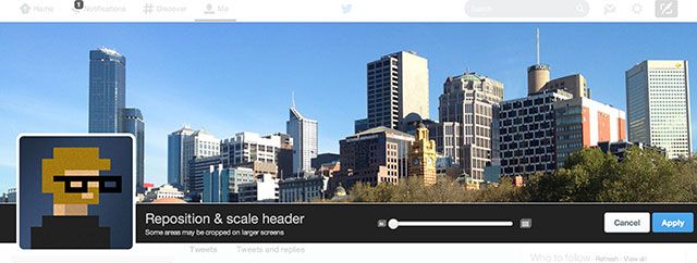 щебет' /></p>
<p>Однако, если вы пытаетесь быть умным с заголовком своего профиля и хотели бы использовать текст и брендинг в своих интересах, вам следует скачать новый шаблон макета профиля Твиттера TwelveSkip, который вы можете увидеть ниже. Автор рекомендует размер изображения <strong>1500 х 421</strong> пикселей и даже выделил различные области, видимые как для мобильных, так и для настольных версий.</p>
<p><noscript><img decoding=