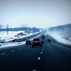 делиться историями путешествий